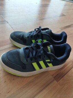 Tenisky Adidas 40
