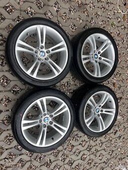 Originál elektrony BMW s novými pneu