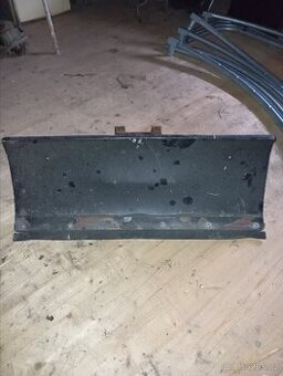 Pluh na sníh na čtyřkolku