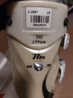 prodám dámské lyžařské boty