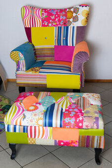Ušák Patchwork křeslo + podnožník, masivní dřevo
