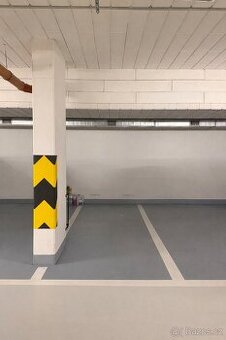 Garážové stání na pronájem v ulici Zlochova 2198/1a, Praha