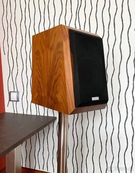 Prodám 2 ks repro XAVIAN XN 185 ořech