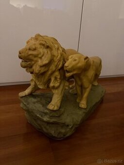 IMPERIAL AMPHORA AUSTRIA - Sousoší lva a lvice