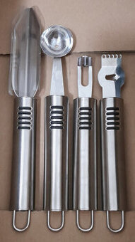 Dekorační nože/vykrajovátka