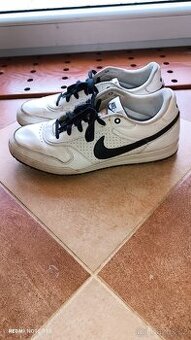 Nike vel. 42.5, kožené boty