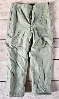 Staré pracovní zateplené kalhoty zelené 1