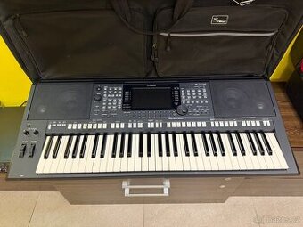 Klávesy Yamaha PSR S775