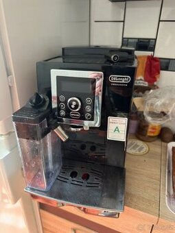 Kávovar DeLonghi ECAM 23.460.B