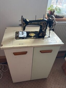 Šicí stroje daruji za odvoz