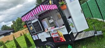 Zmrzlinový stánek + stroj