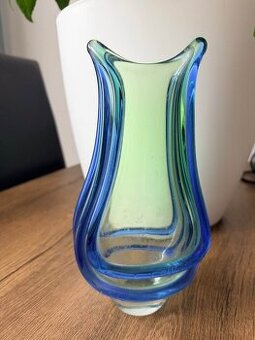 Skleněná váza Mstišov – František Zemek, 1958