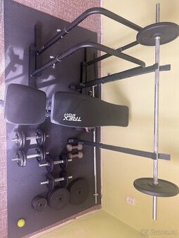 Domácí posilovna – lavice, bradla, činky, kotouče