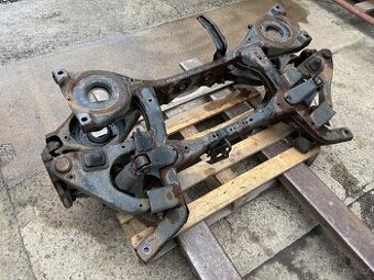 Zadní náprava / nápravnice Nissan Pathfinder R51