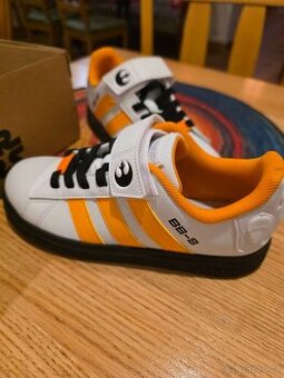 Dětské boty Adidas Star Wars BB-8 vel.35