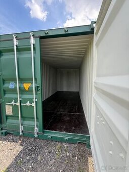 Prodej lodního kontejneru – zánovní stav, po jedné cestě