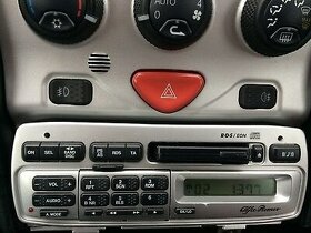 Rádio Alfa Romeo - 1