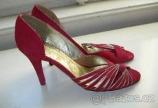 Červené - bordové boty bata 36