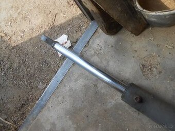 hydraulicka pistnice vysuv 60 cm - 1