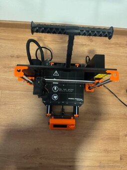 Průša MK3S+ s Raspberry servem