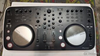 Pioneer DJ DDJ - ERGO Kontroler