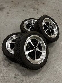 Sada 4ks kol Year One 17 x 8J