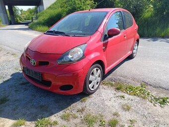 Aygo 2009 1.0i klima 178tkm 5.dveř
