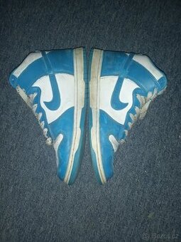 Nike Dunk High Retro Lazer Blue