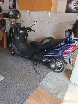 Suzuki Burgman an 400