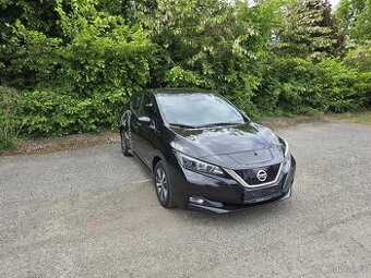 Nissan Leaf 40, zimní balíček, 60 000km, kamera