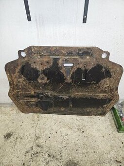 Octavia 2 4x4 kryt motoru zelezny