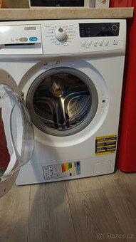 Pracka Zanussi