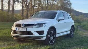 VW Touareg 3.0 V6 - 1