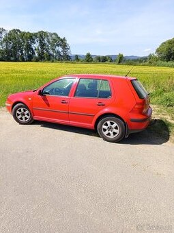 VW Golf IV 1,4 55kw klimatizace , 1999