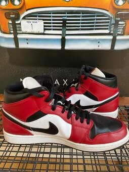 Jordan 1 Chicago Black-toe Size 45