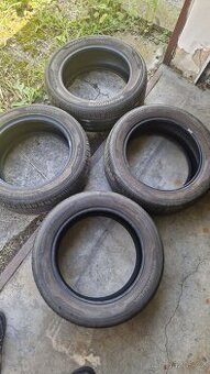 Pneu 215/55 r17 - 1