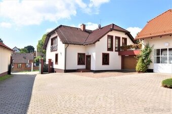 Benátky nad Jizerou, pronájem bytu 4+kk, 200 m2 s terasou, s