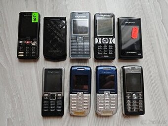 Sada mobilů značky Sony Ericsson