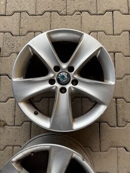 Lita kola 5x100 R17