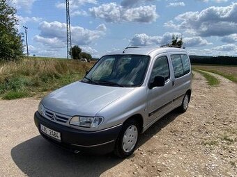 Citroen Berlingo 2.0 HDI 66 kW tažné 194tkm nové ČR serviska