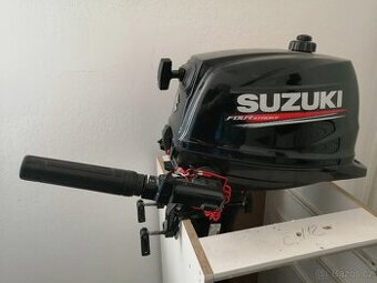 Prodám lodní motor Suzuki DF5 AS