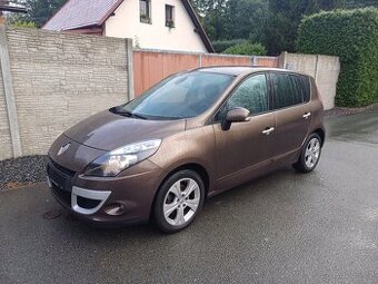 Benzínový Renault Scenic 1.4 Tce 2010