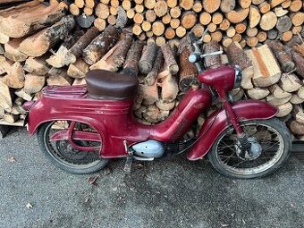 Jawa Pionýr 555