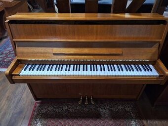 Klavìr piano yamaha