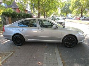 AUTOPŮJČOVNA ŠKODA  UBER BOLT TAXI