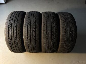 Zimní pneu Continental 215/55R17
