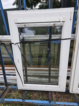 č.14 RODÁM STARŠÍ OKNO 1ks JEDNOKŘÍDLÉ SALAMANDR 76MD BÍLÉ