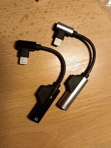 Iphone Lightning Adaptér 2v1 nabíjet telefon, poslech hudby