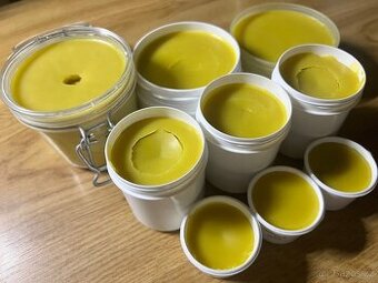 Domácí konopná mast - včelí vosk