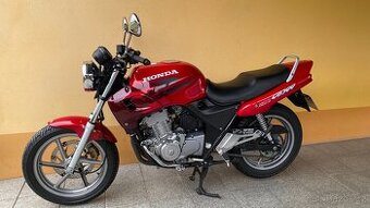 Honda CB 500 / po servisu / 25kW / od 18-ti let / hezká